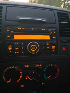 2009 Nissan versa SL - Photo 9