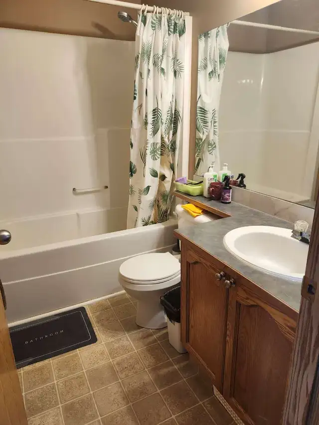 Upstairs Room for Rent - Coventry Road