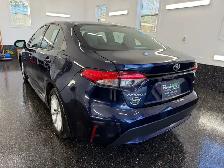 2021 Toyota Corolla LE - Photo 3