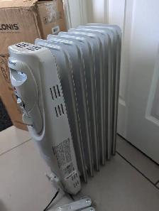 New Pelonis Oil Filled Radiator Heater For Sale - Photo 5