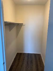 Point-of-View 1 Bedroom  Apartment Available December 1st - Photo 18