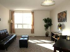 3 Bedroom Zulich Managed Apartment Available December 1st - Photo 3