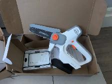 Brand New Litheli Cordless Mini Chainsaw For Sale - Photo 5