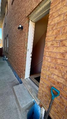 3 bedroom 2 baths basement Brampton! - Photo 2