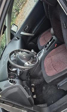 PRICE DROP FOR QUICK SALE:2009 NISSAN ROGUE FULLY LOADED AWD SUV - Photo 7