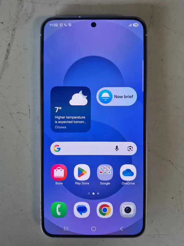 128GB Samsung S25 w/Box (32895229)