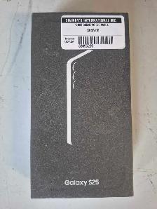 128GB Samsung S25 w/Box (32895229) - Photo 3