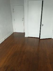 Jackson Park. Large bachelor. $1,100 incl. heat/water - Photo 3