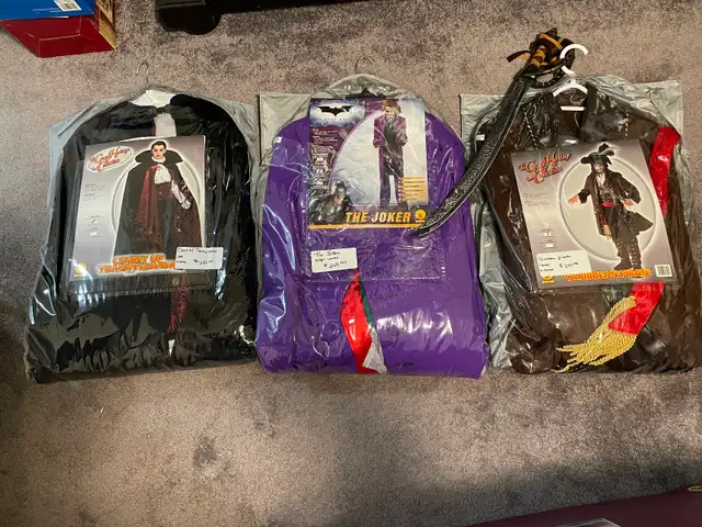 Men’s Halloween costumes
