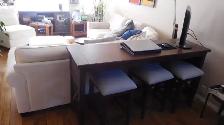 Coach Back Table and Stools