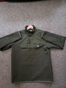 Helly Hansen Sweater -Size Large- (New)