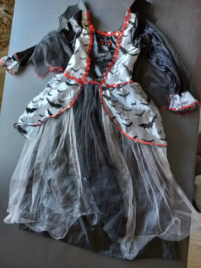 bat dress costume 5-6 years old
