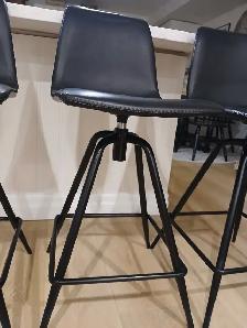 Black counter height chairs - Photo 2