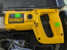DeWALT DW120 corded Angle Drill w/case (#19943) - Photo 3