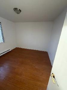 Spacious 5 1/2 for rent Nov. 1st - Photo 3
