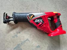 Set of Drill machine & Reciprocating saw - Photo 2