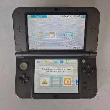 Nintendo New 3DS XL w/Charger (33181780)