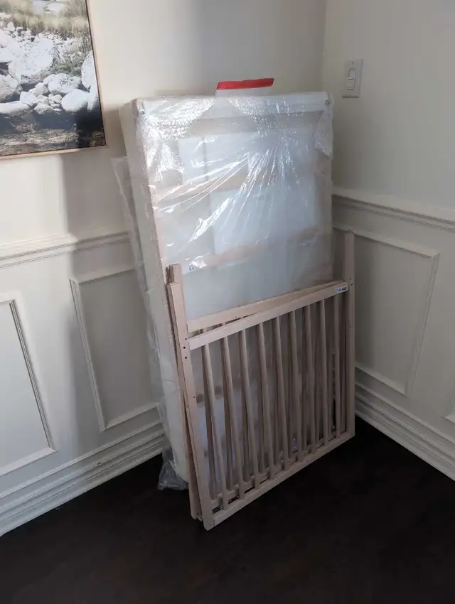 Lit bébé IKEA
