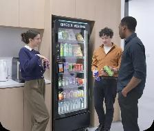 Qingo Ai Smart Cooler Vending Machine - Photo 2