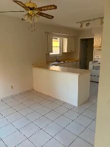 LIKE NEW 202 Muriel Cres 3b 2 bath FR/fireplace yard Park 3cars - Photo 10