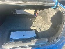 3x JL Audio 10W3’s in a sealed carpeted box - Photo 4