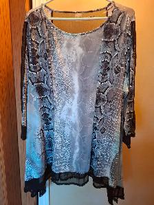 VARIETY OF LADIES TOPS - LIKE NEW - Photo 7
