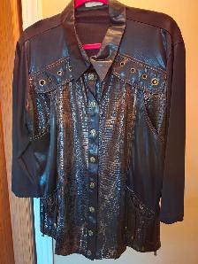 VARIETY OF LADIES TOPS - LIKE NEW - Photo 8