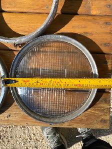 Vintage 1920’s-30’s headlight lenses and bezels, a matched pair - Photo 4