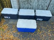 Four COLEMAN Hard Sided Coolers ! - Photo 2