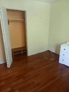 Room for rent - Photo 5