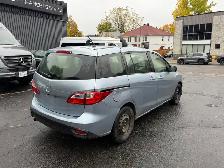 2012 Mazda 5 - Photo 3
