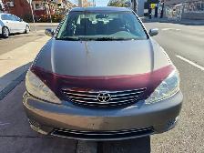 2005 Toyota Camry LE V6 ONE OWNER! - Photo 2
