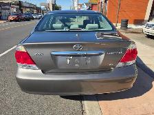 2005 Toyota Camry LE V6 ONE OWNER! - Photo 6