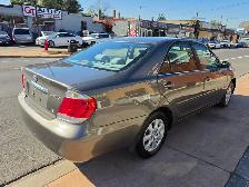 2005 Toyota Camry LE V6 ONE OWNER! - Photo 7