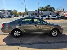 2005 Toyota Camry LE V6 ONE OWNER! - Photo 8