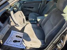 2005 Toyota Camry LE V6 ONE OWNER! - Photo 12