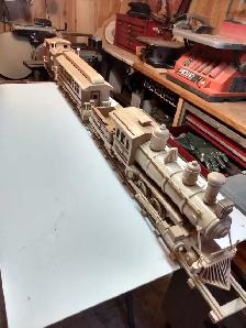 Train  en bois - Photo 2