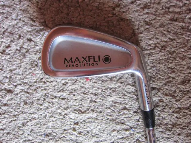 RH STIFF HIGH QUALITY #3-9,pw IRONS