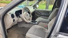 2006 Ford Explorer. Great condition! - Photo 3