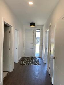 Palfrey Gate.  1400 sq. ft. 2 bedrooms den.heat included. garage - Photo 11