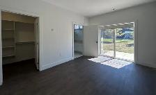 Palfrey Gate.  1400 sq. ft. 2 bedrooms den.heat included. garage - Photo 12