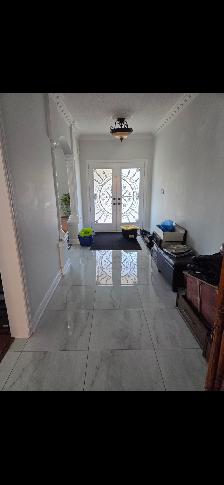 House for rent in Brampton for $4000 - Photo 6