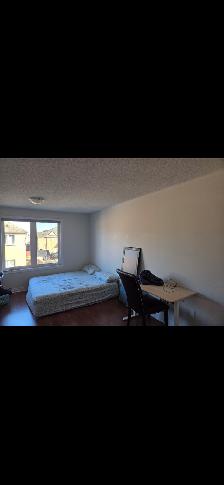 House for rent in Brampton for $4000 - Photo 9