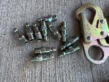 Rigging &Locking Hardware - Photo 6