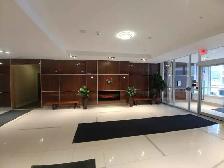 Condo in Thornhill near Promenade. One bedroom - Photo 3