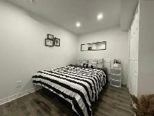 Spacious 4 Bedroom Semi-Detached House for Rent - Brampton - Photo 9