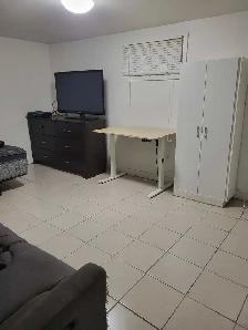CHAMBRE POUR TRAVAILLEUR CONSTRUCTION OU STAGIAIRE LAVAL - Photo 2