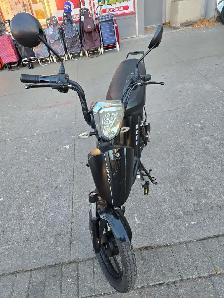 Emmo Urban T Electric Scooter- Excelent Condition $799