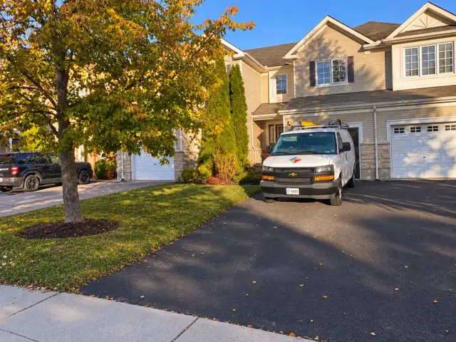 3 Bedroom Townhouse in Stonebridge, Barrhaven