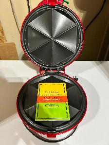 Quesadilla Maker - Photo 2